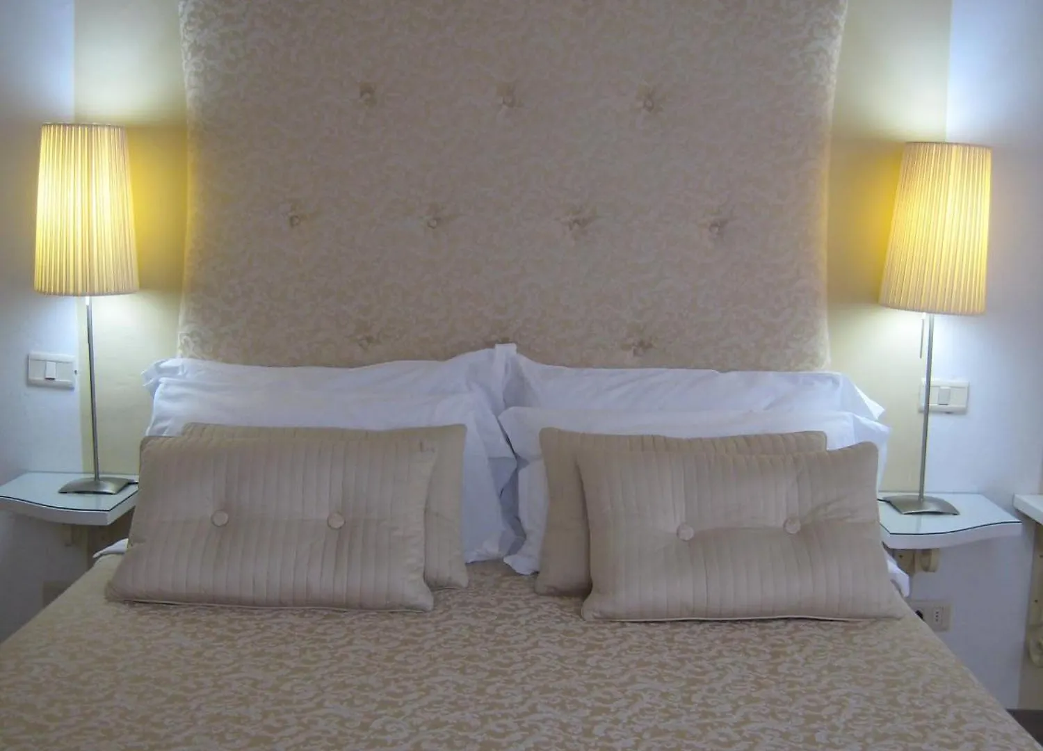 Fontelunga Hotel & Villas Pozzo  Resort Pozzo (Arezzo)